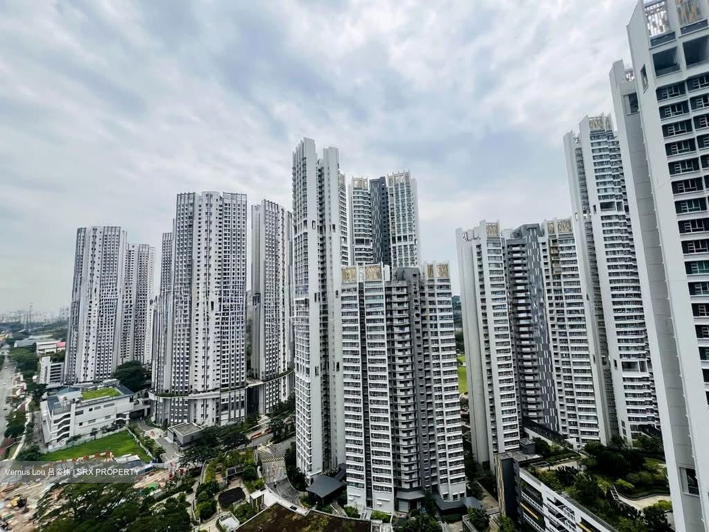 Commonwealth Towers (D3), Condominium #545701041